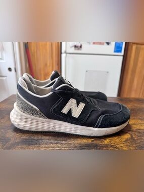 New Balance Roav Black White Cheetah Animal Print Heel Sneakers Size 9